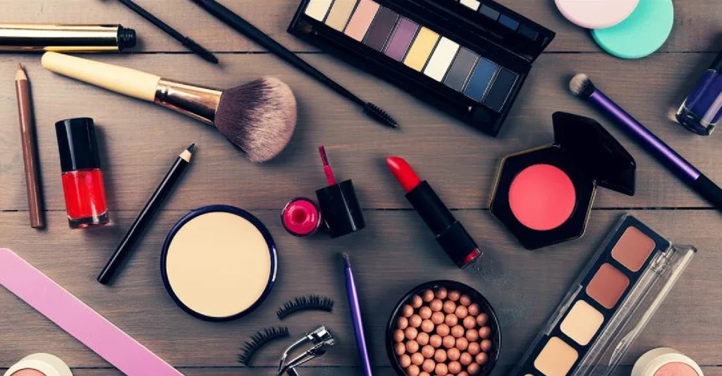 تولید و پخش لوازم آرایشی ترو کاور در کرج