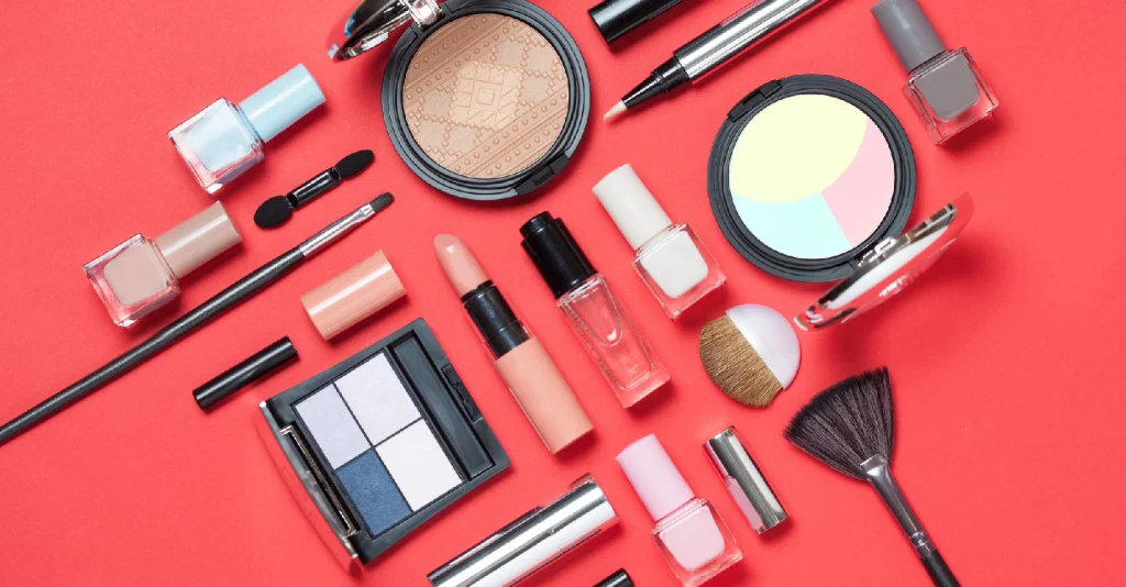 تولید و پخش لوازم آرایشی ترو کاور در کرج