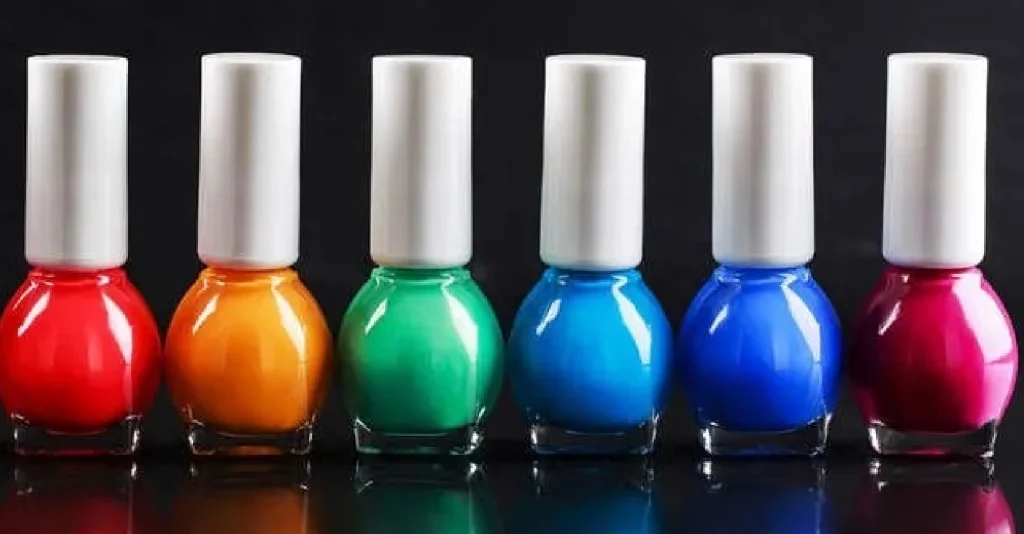 تولید و پخش لاک ناخن تروکاور